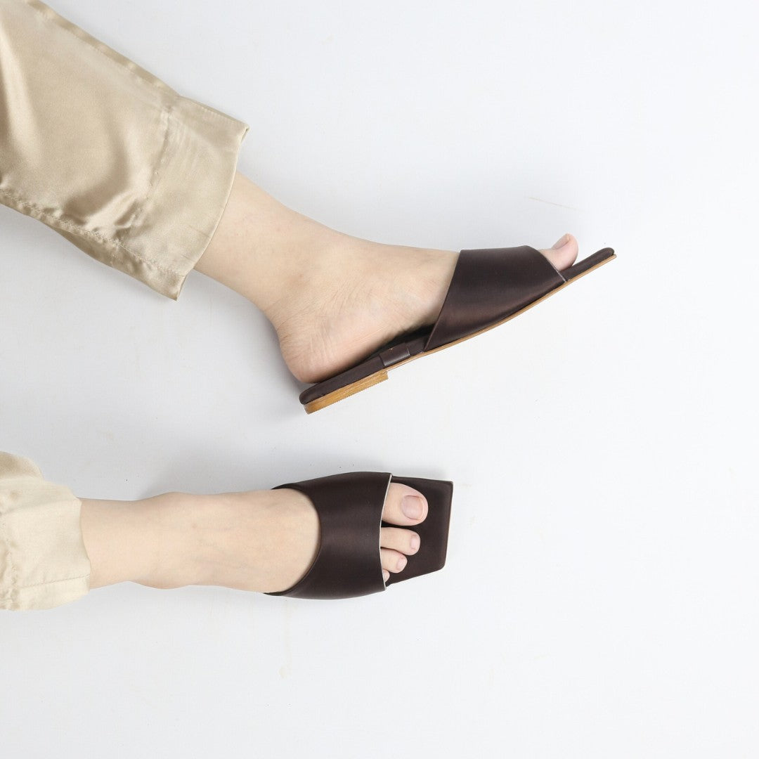 Brown Elegance Flats