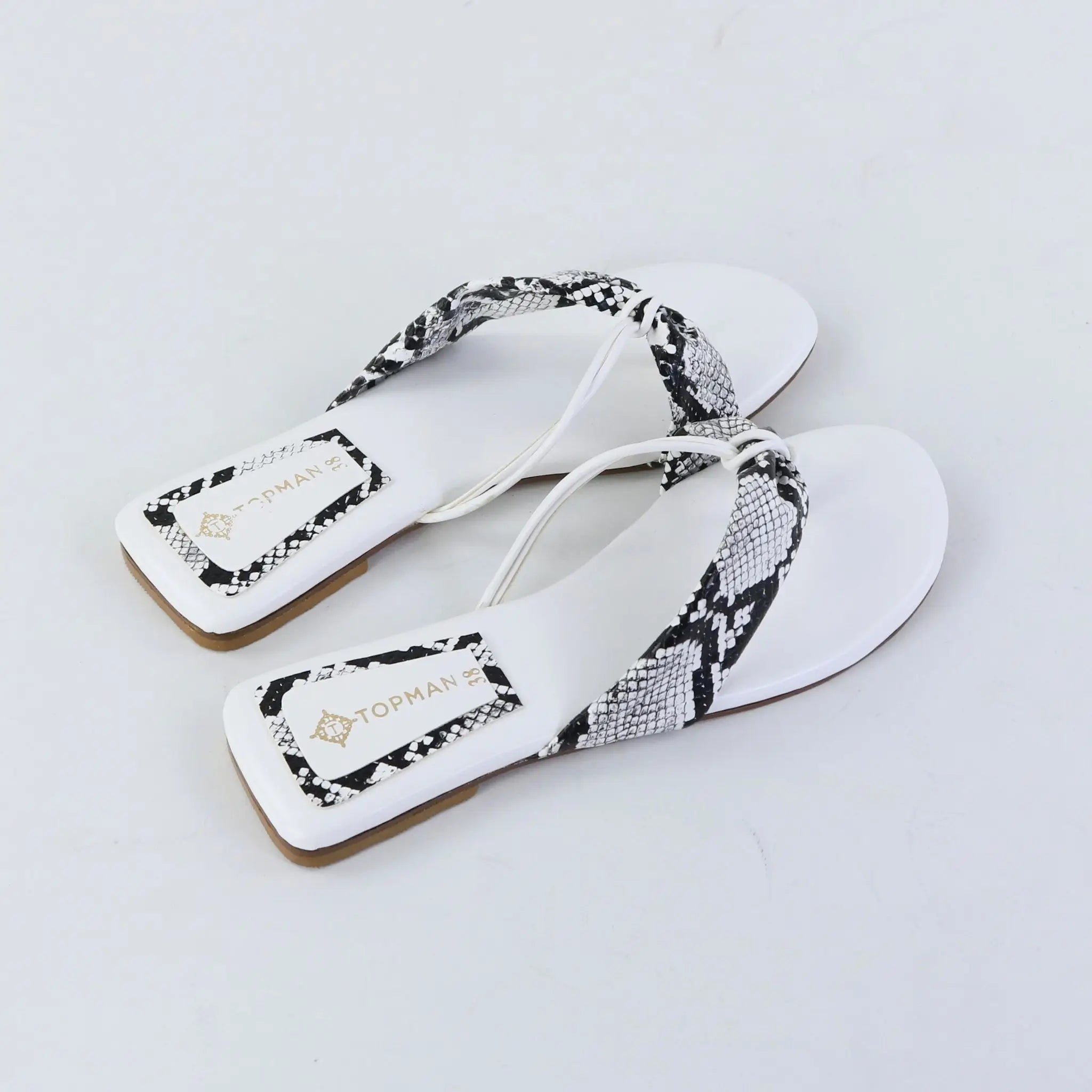 Serpina Knot Flats – White