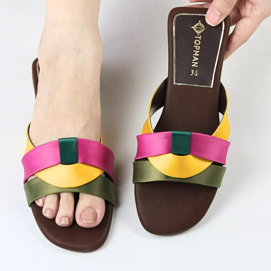 Multi Charm Flats