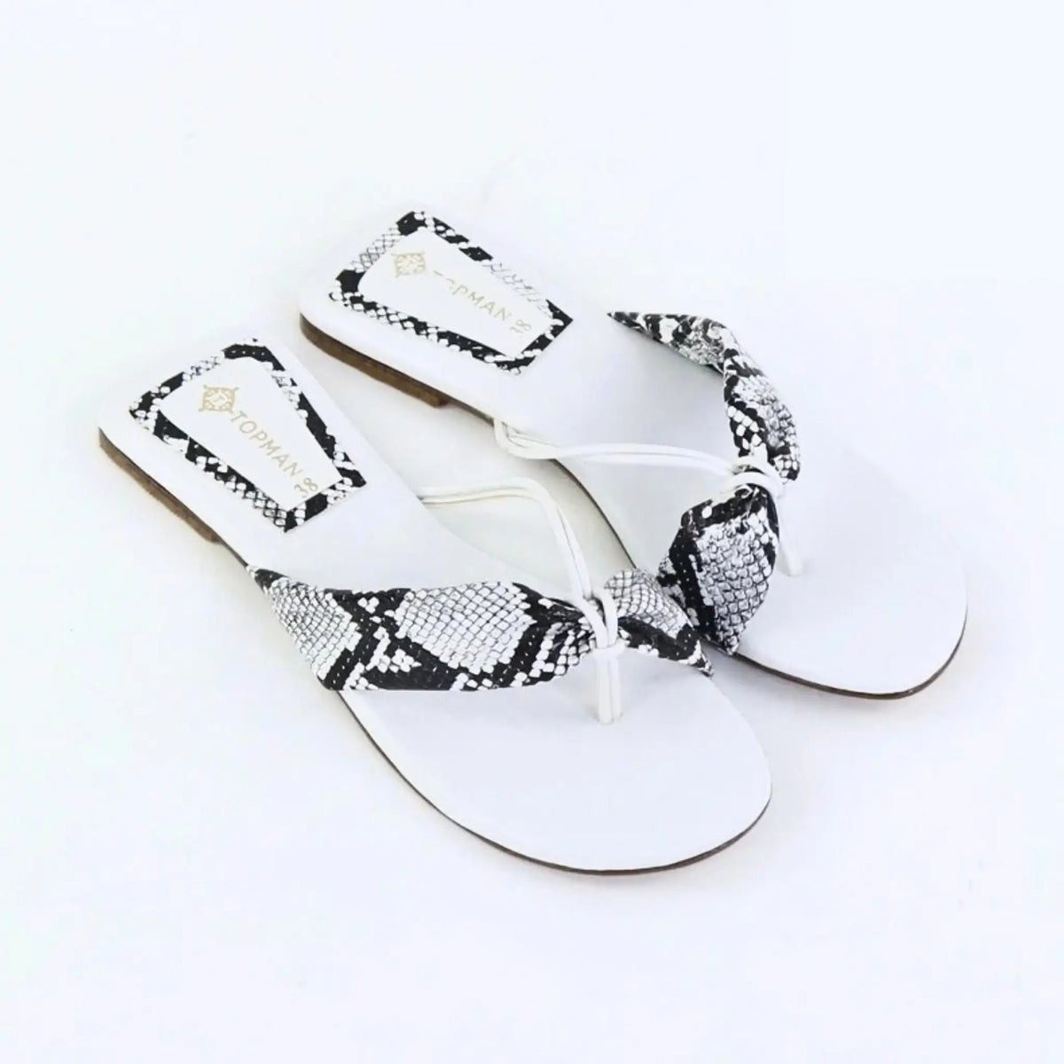 Serpina Knot Flats – White