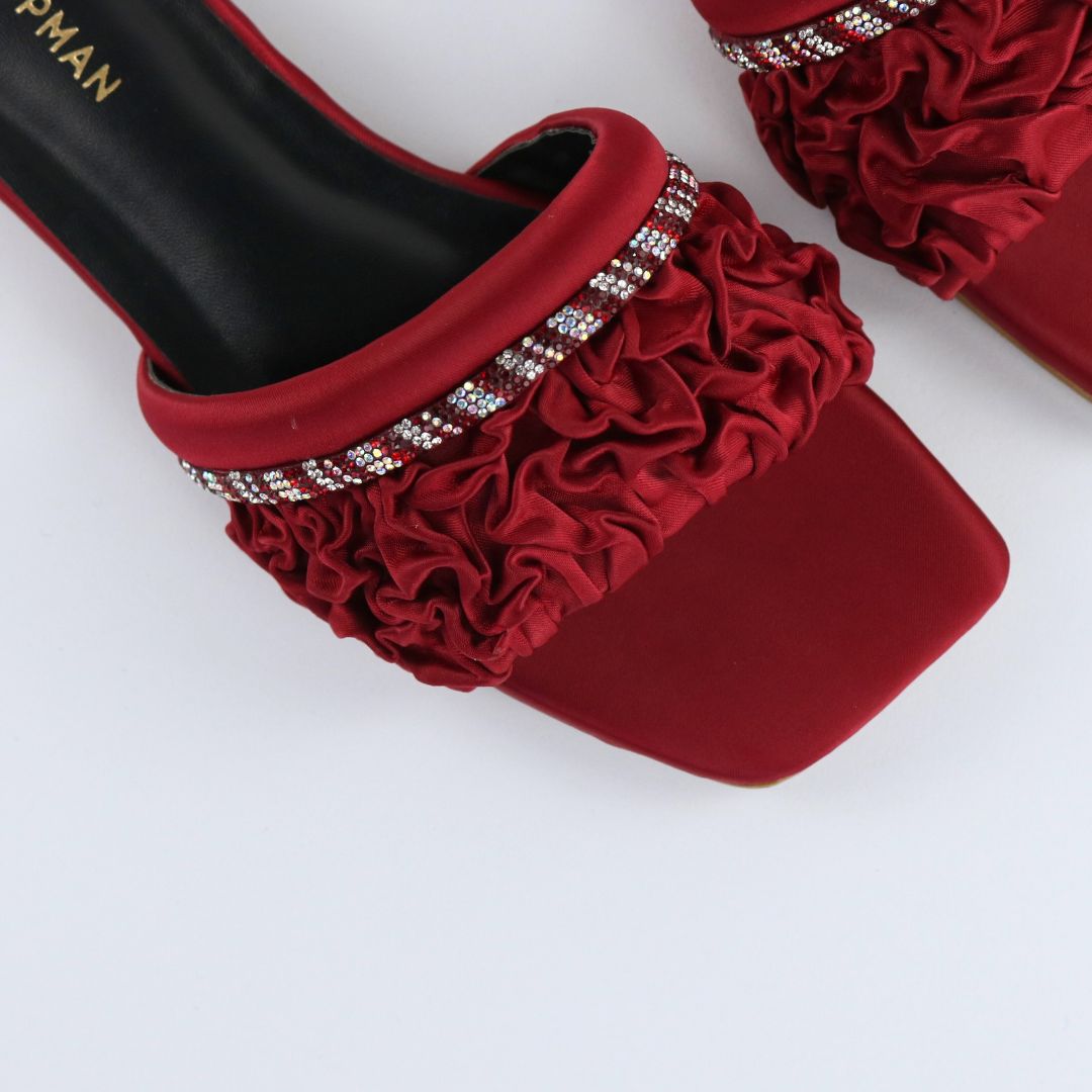 Red Ruffle Sliders