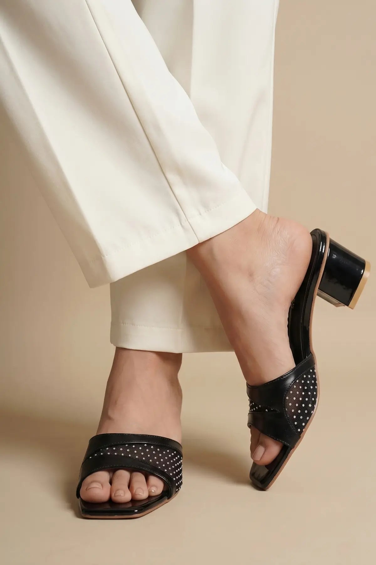 Crystal Glow Heels – Black