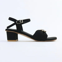 Elora – Black