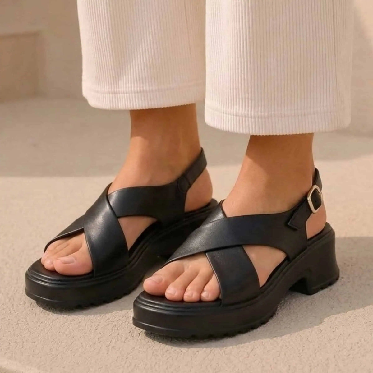 Elite Cross Strap
