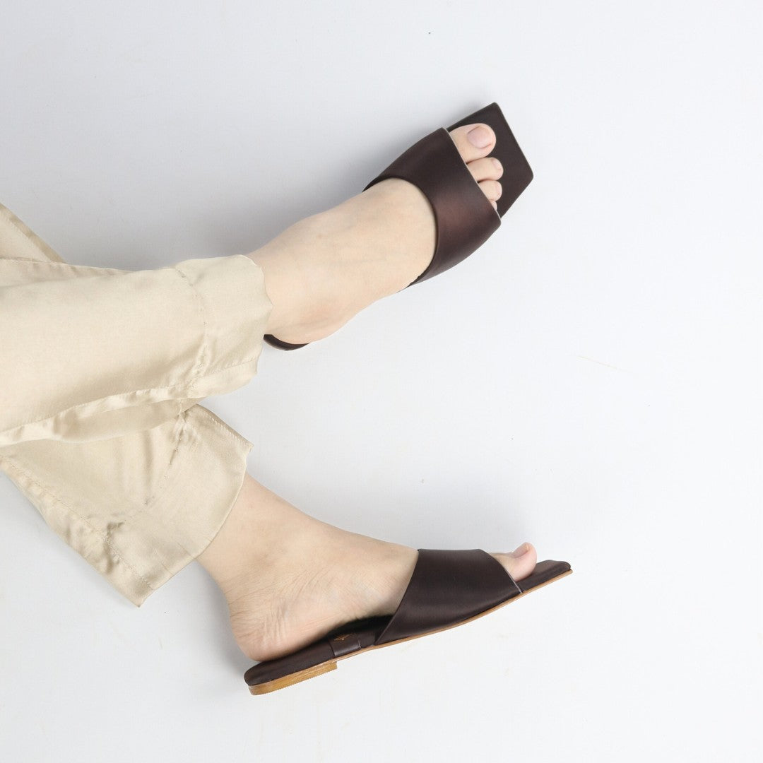 Brown Elegance Flats
