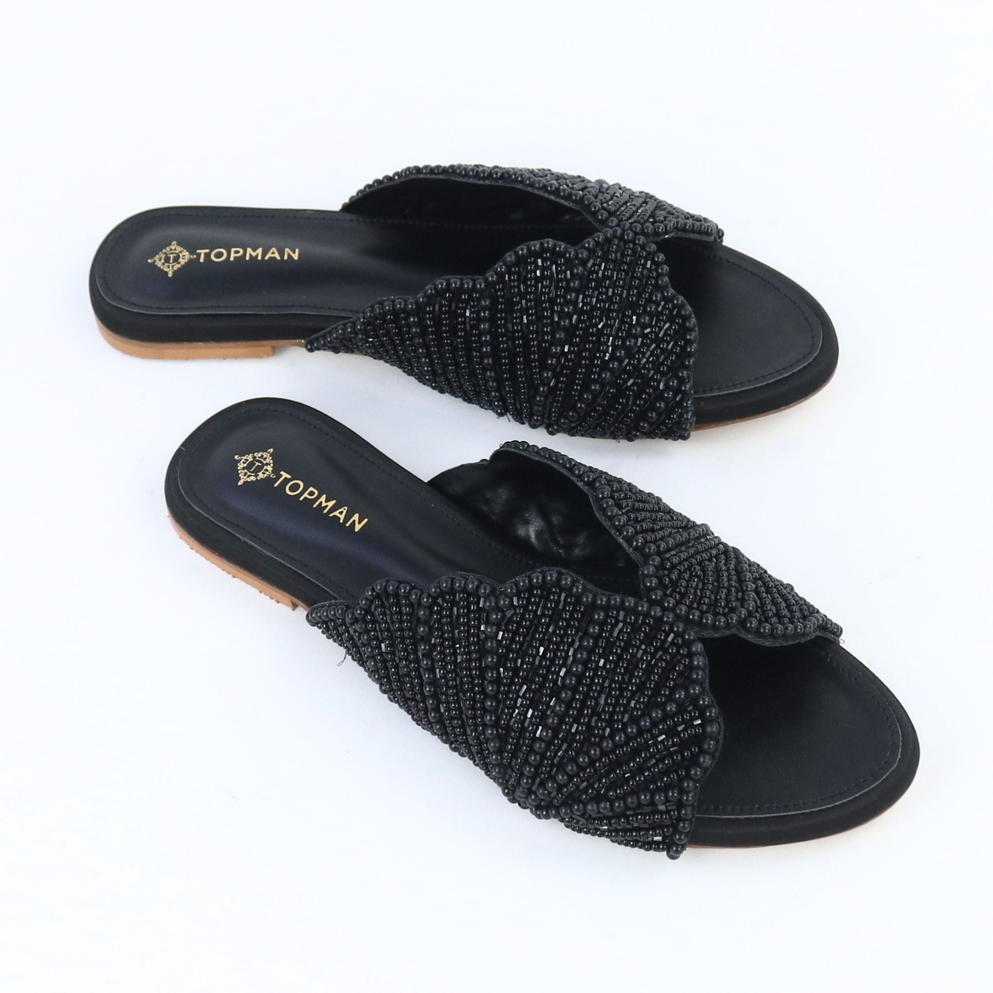 CELISTRA – Black