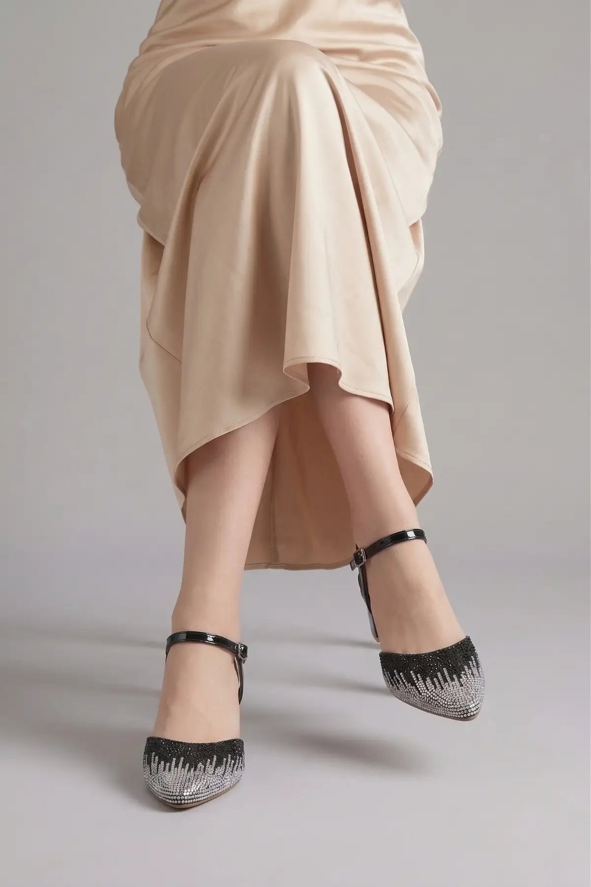 Diamond Dusk Heels – Black