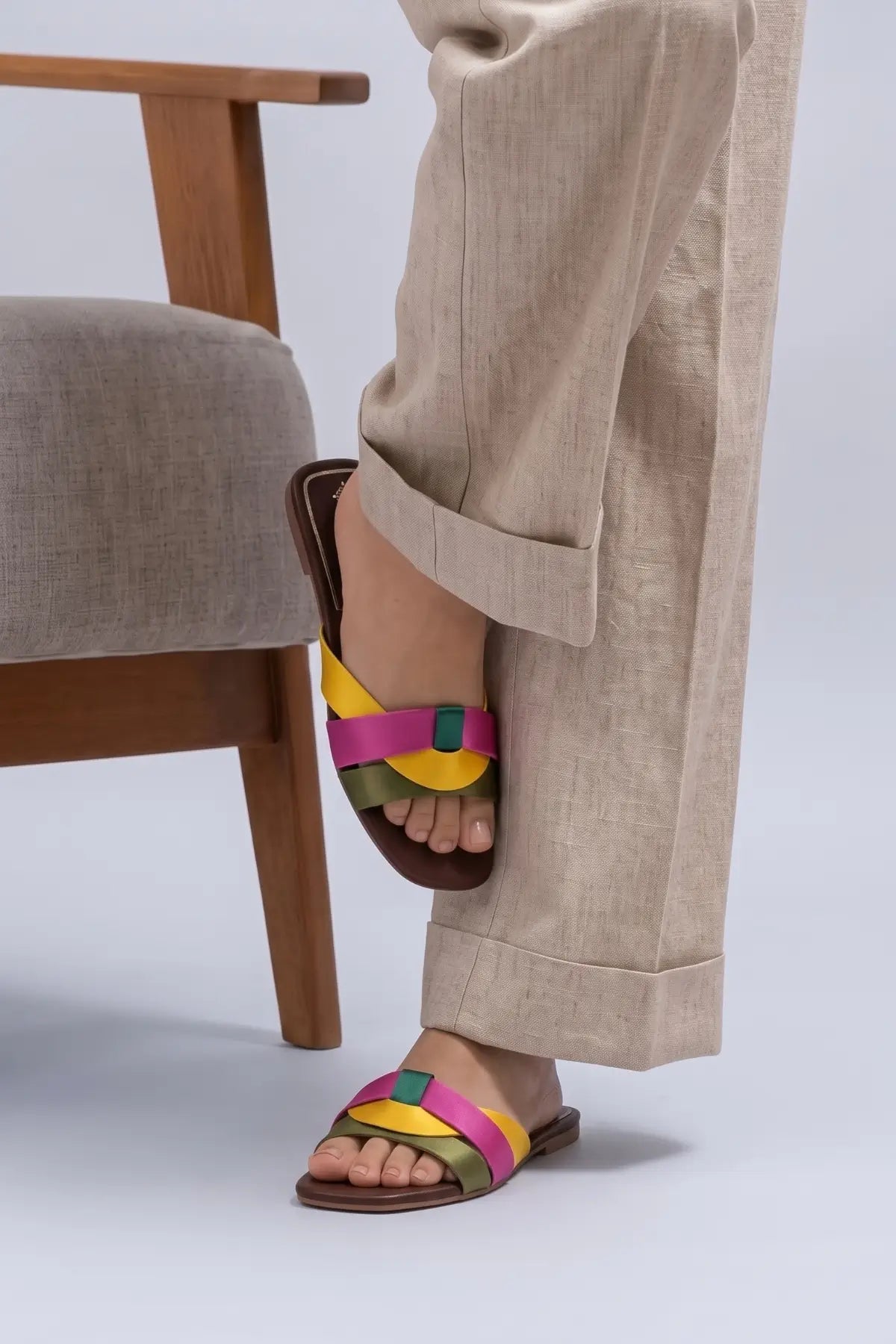 Multi Charm Flats