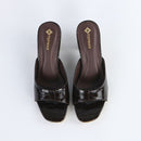 Women’s glossy dark brown Heels