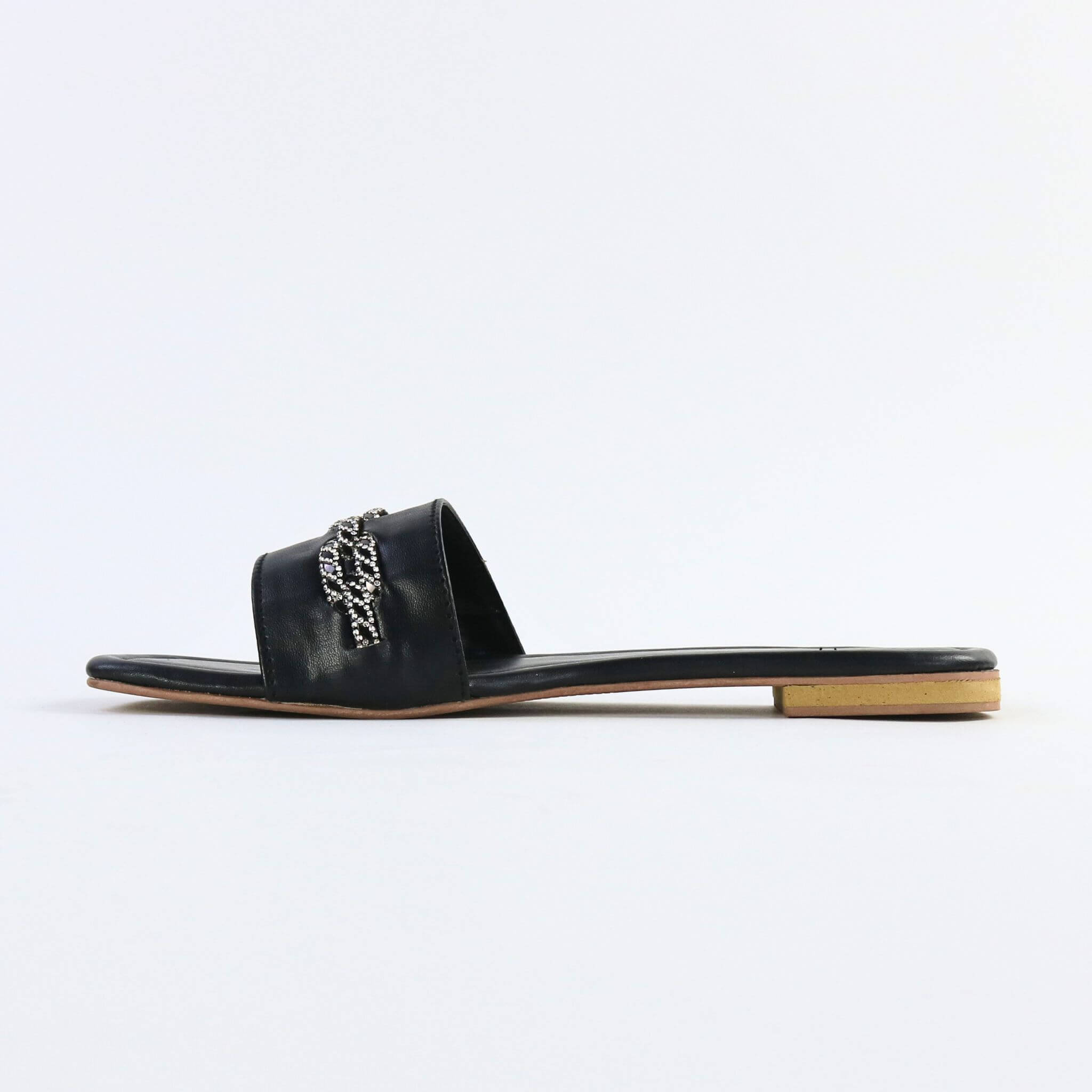 Livia – Black