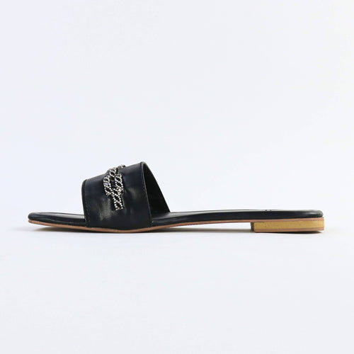 Livia – Black