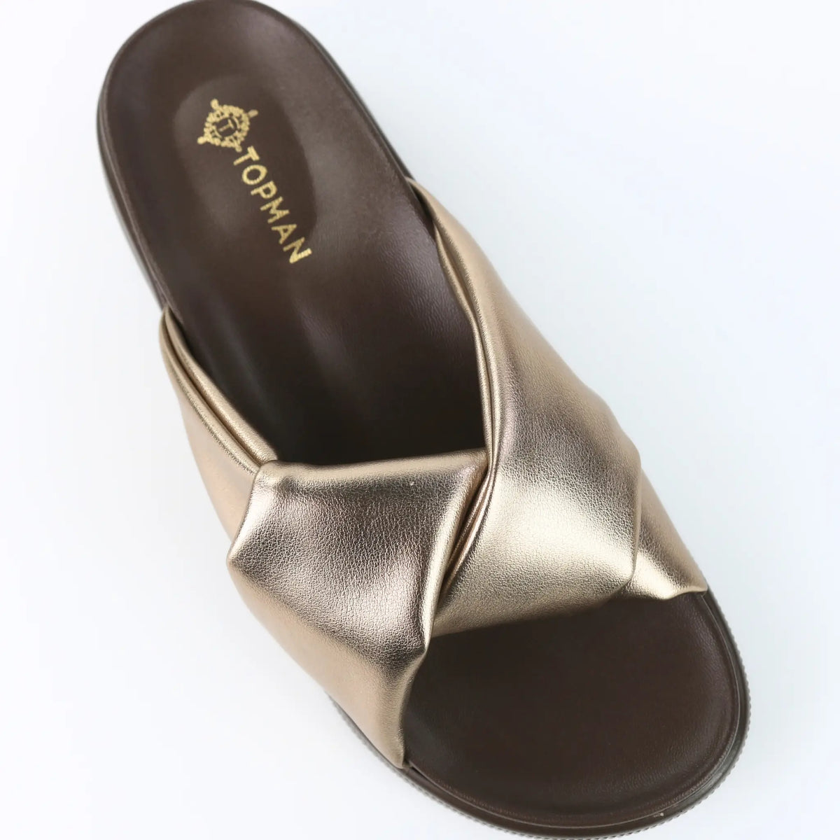 Clara – Copper