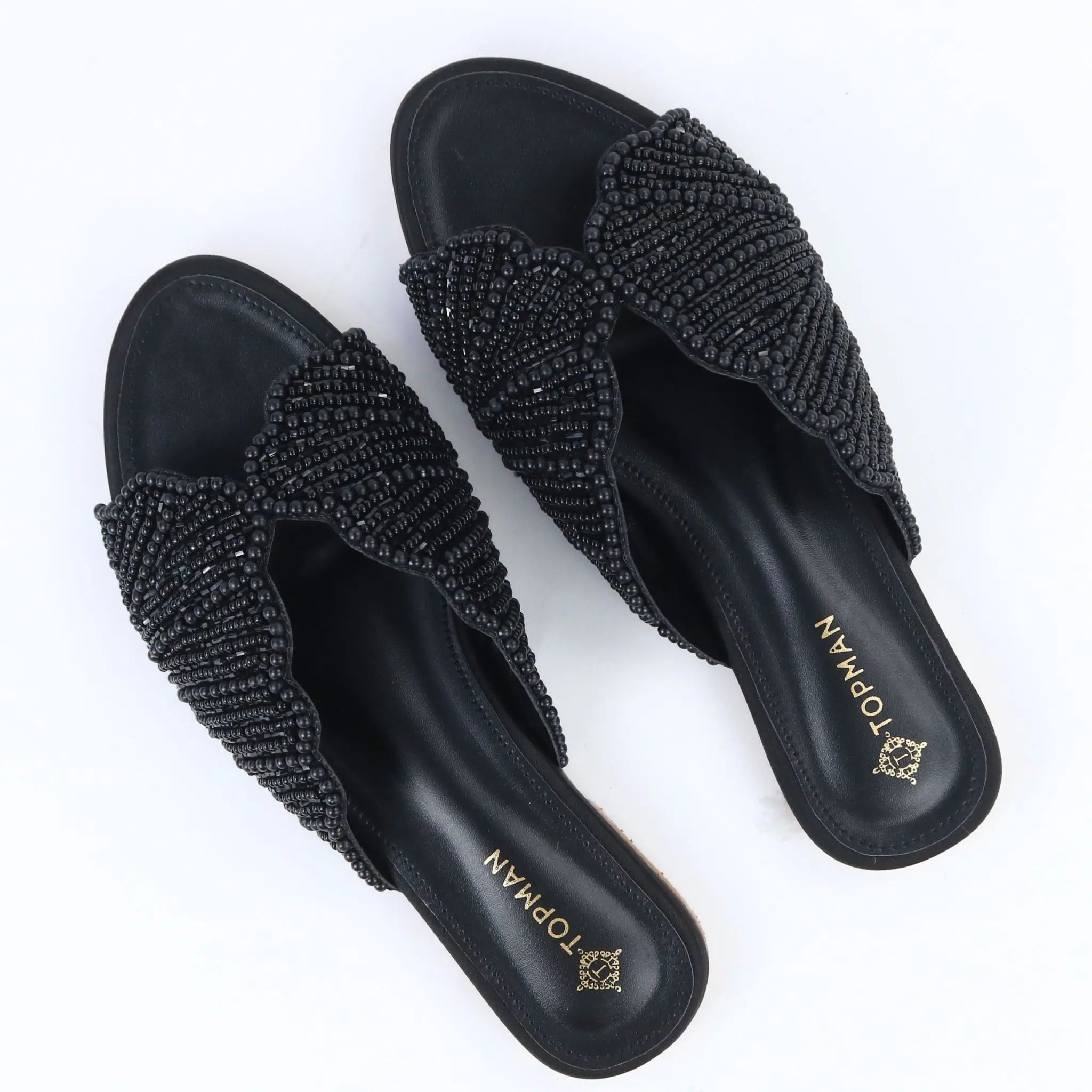 CELISTRA – Black