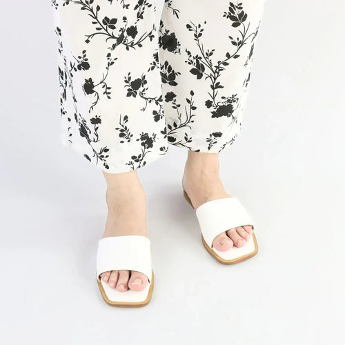 White Bliss Flats