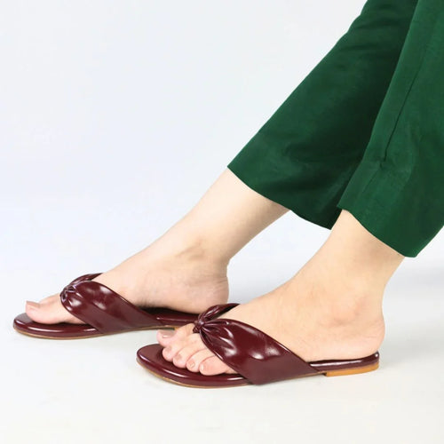 Maroon Delight Flats