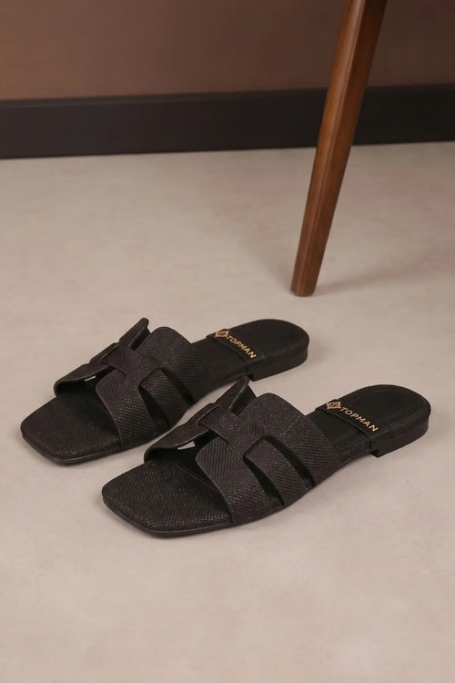 Noir Luxe – Black