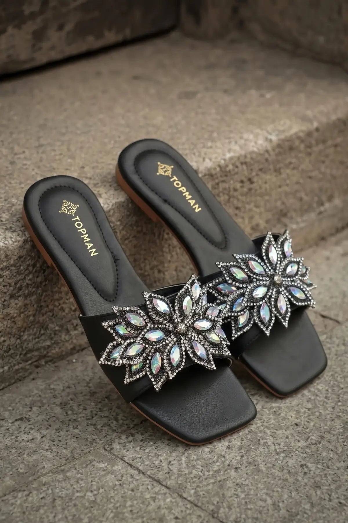 Crystal Bloom – Black