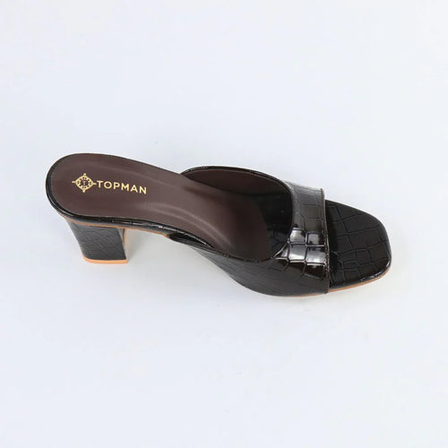 Women’s glossy dark brown Heels