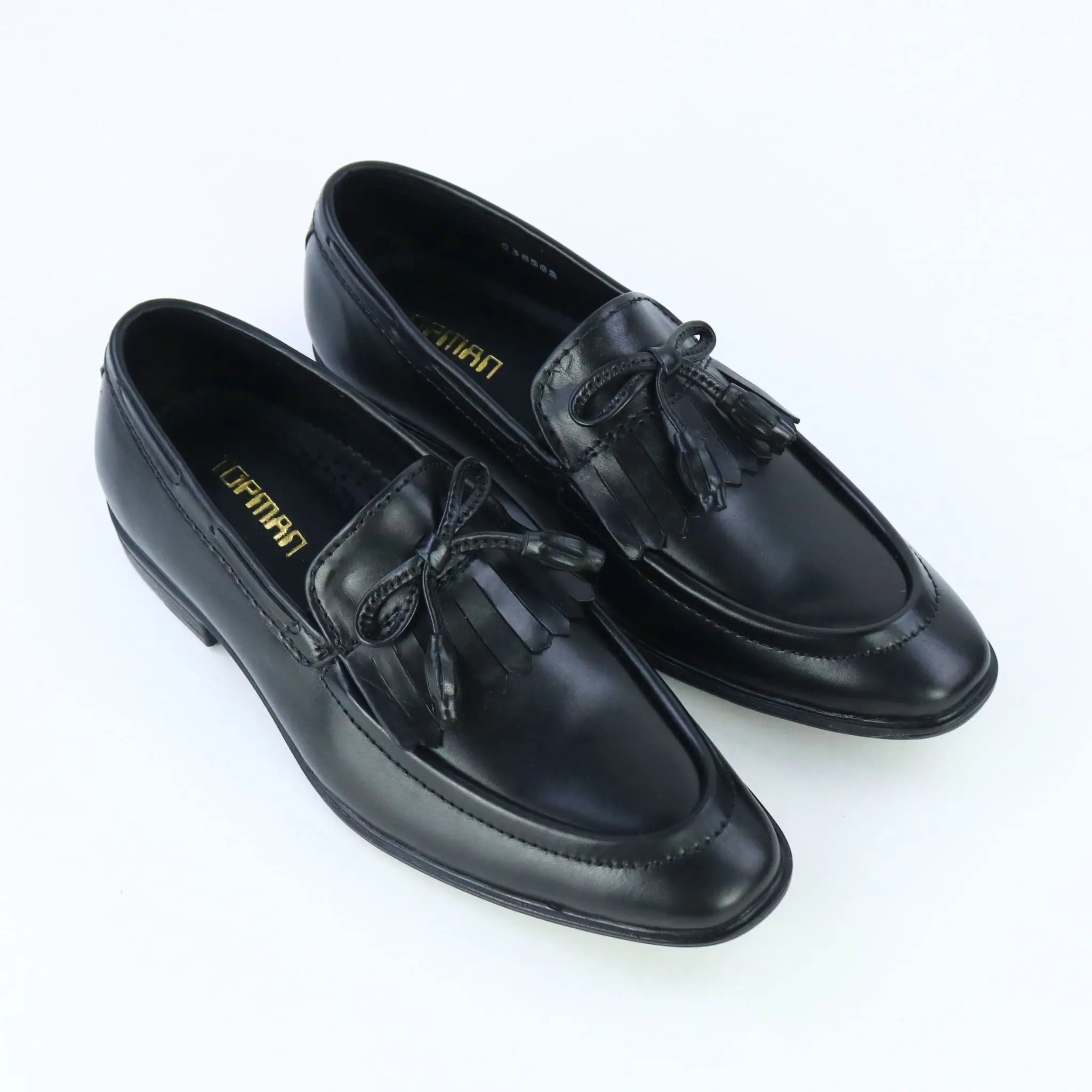 Aster – Black
