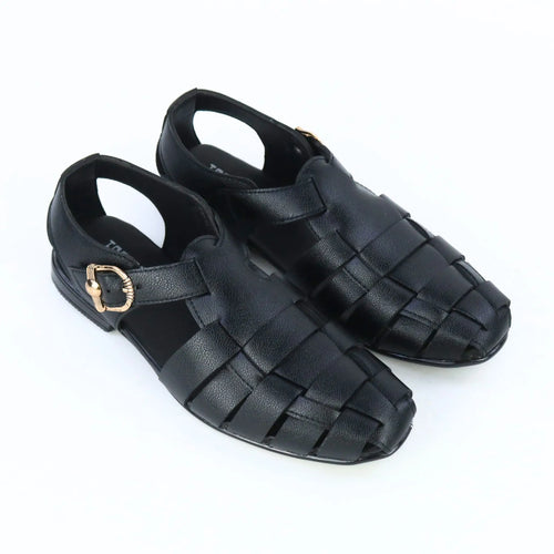 Novar – Black