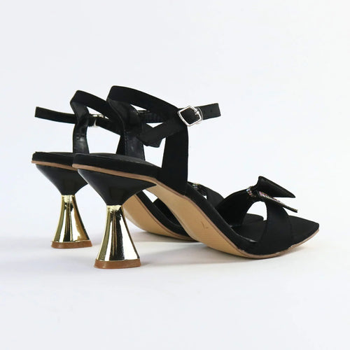 Sienna – Black