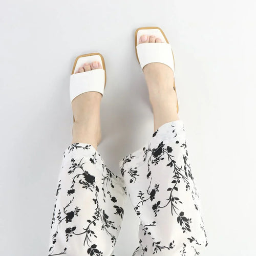 White Bliss Flats