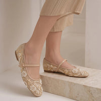 Niora Pumps