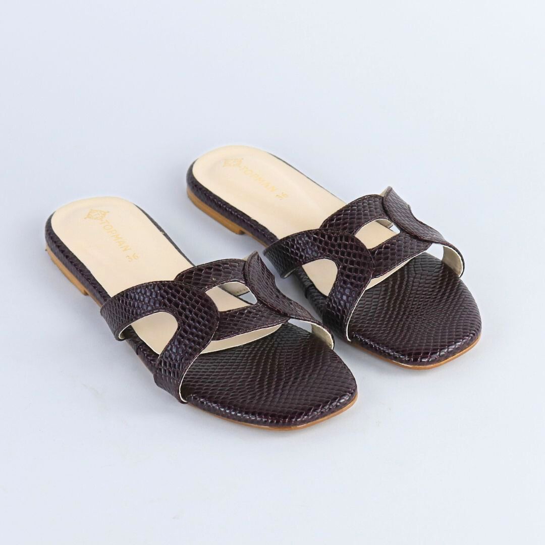 Royale Maroon Flats