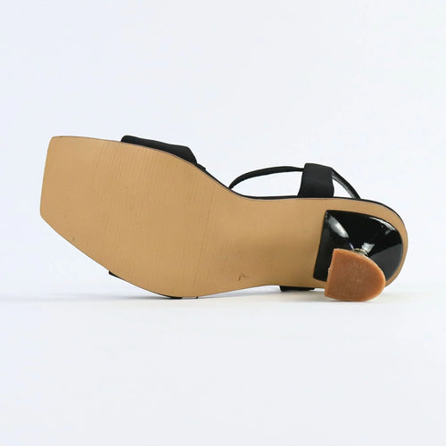Sienna – Black