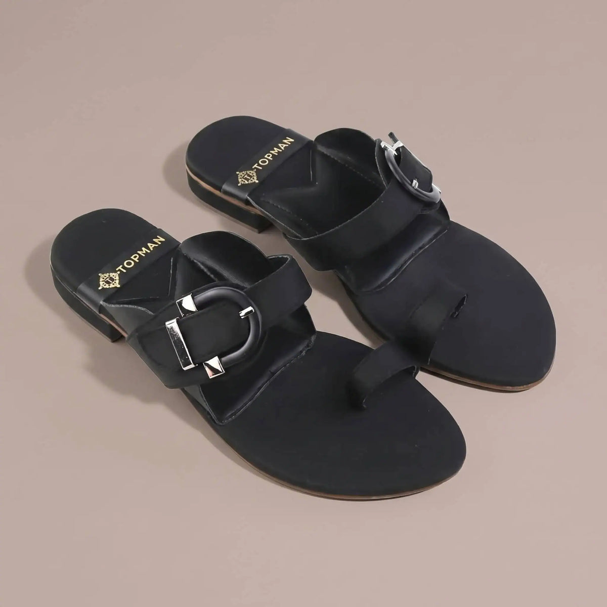 Buckle Black