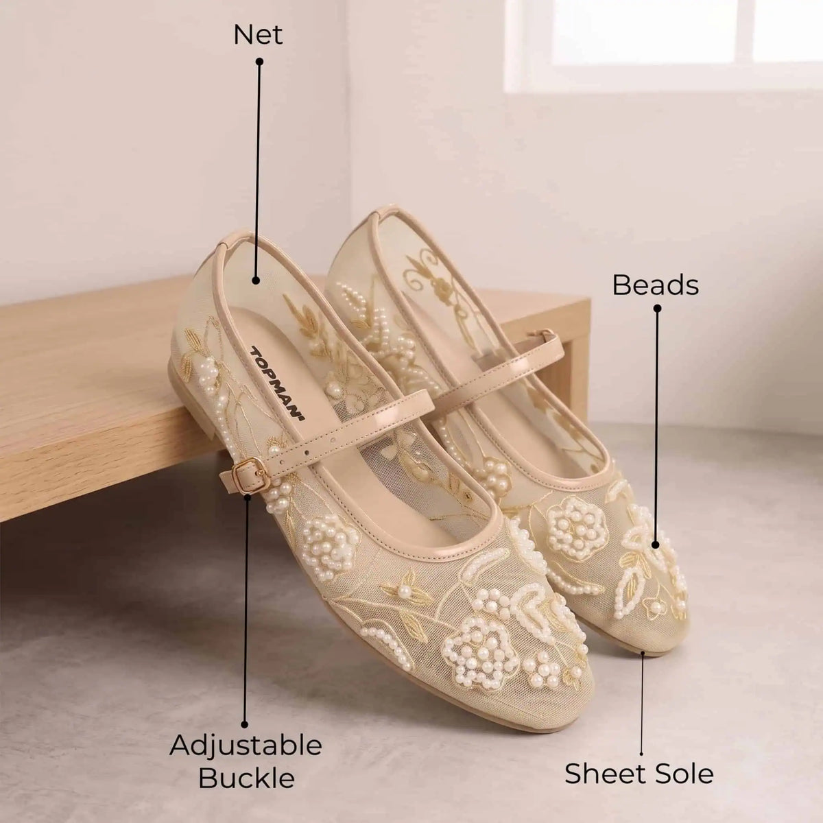 Niora Pumps