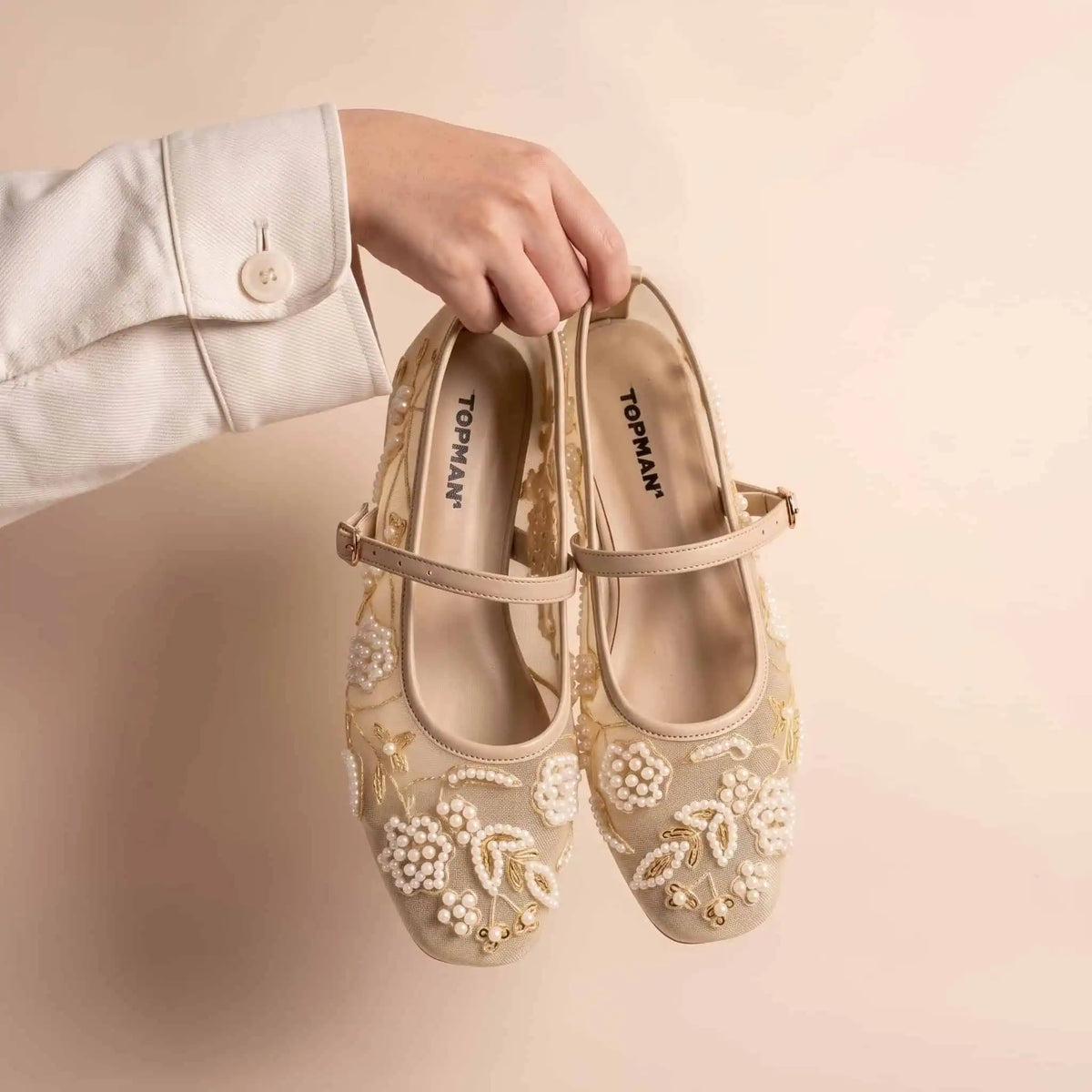 Niora Pumps