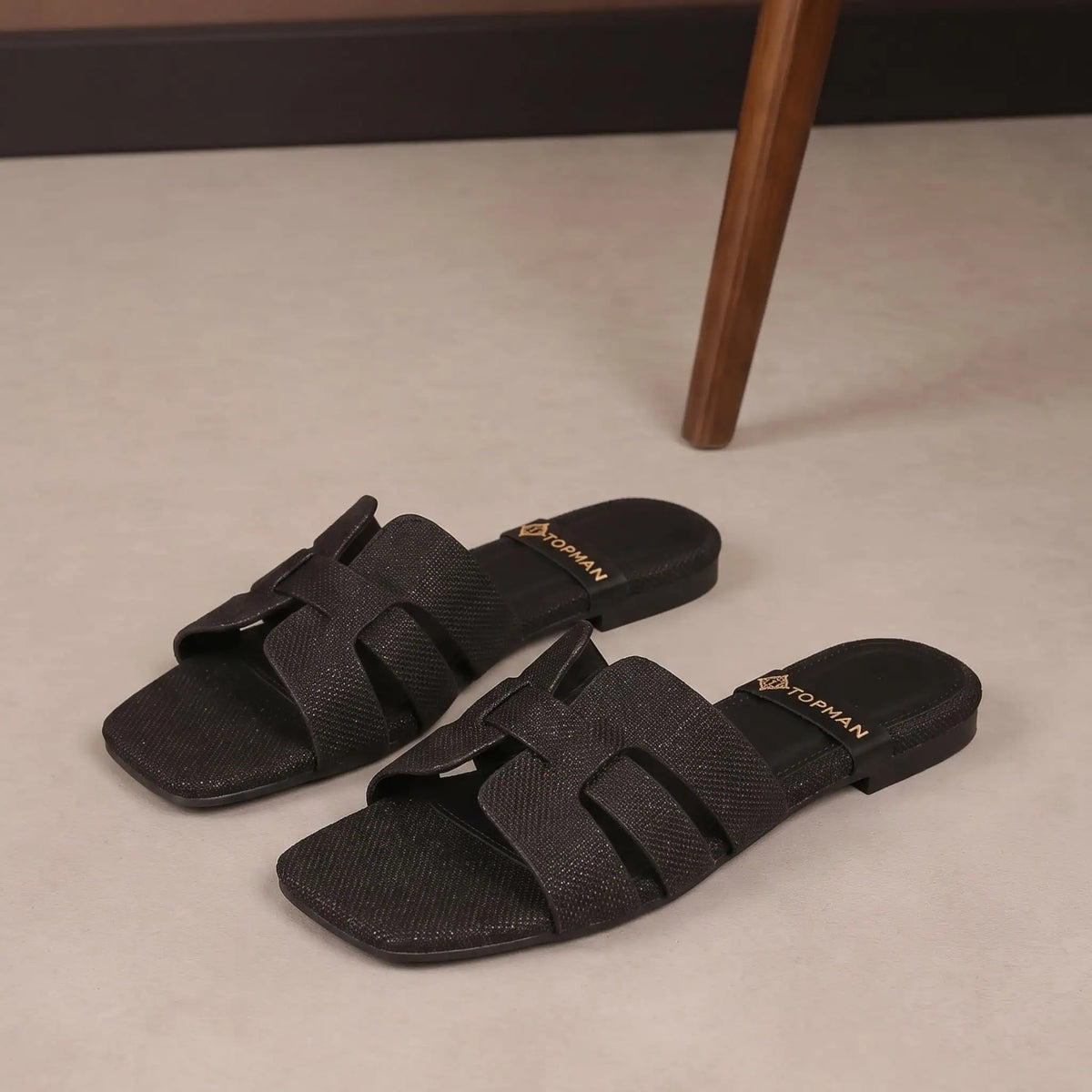 Noir Luxe