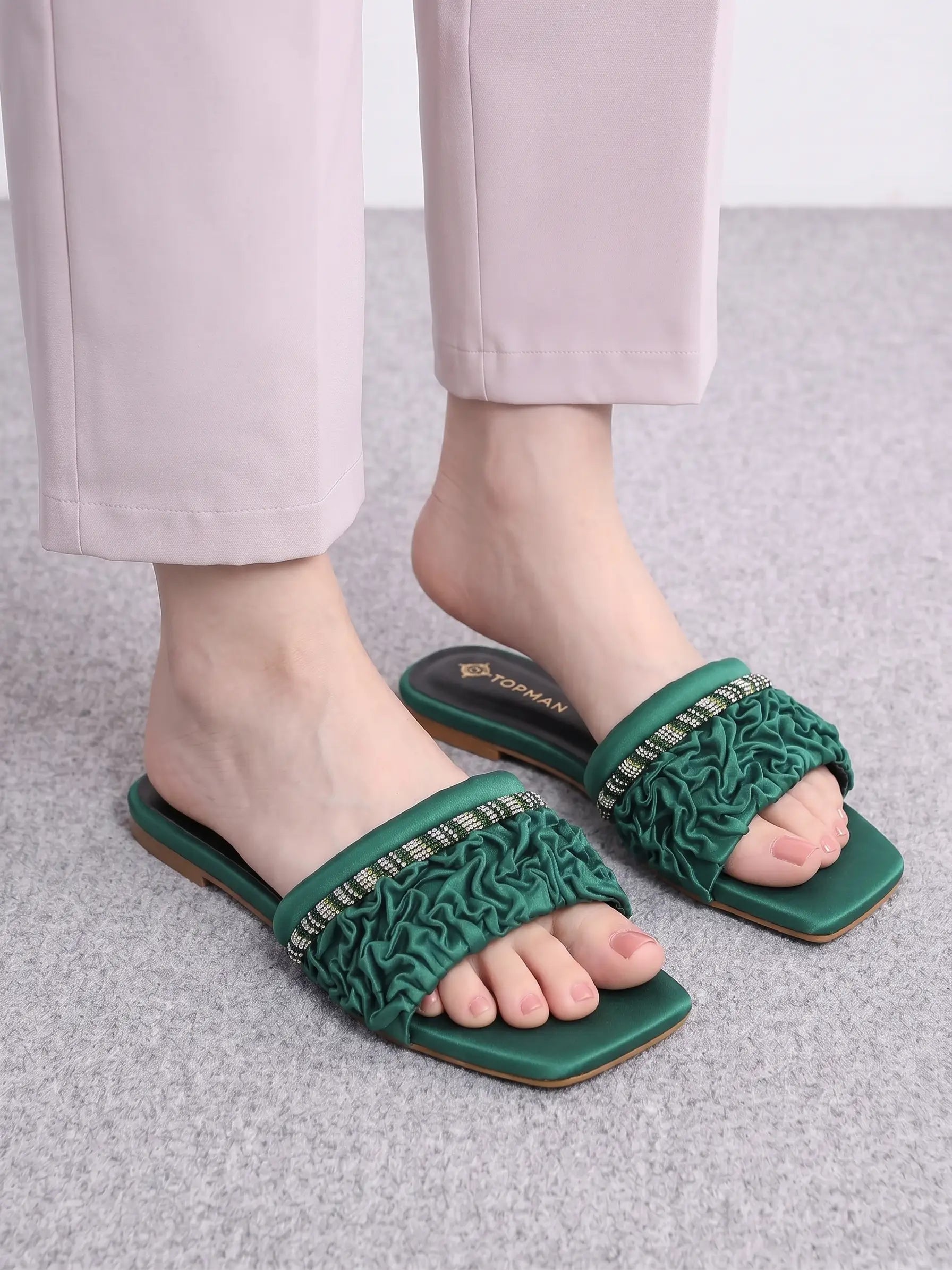 Ruffle Flats – Green