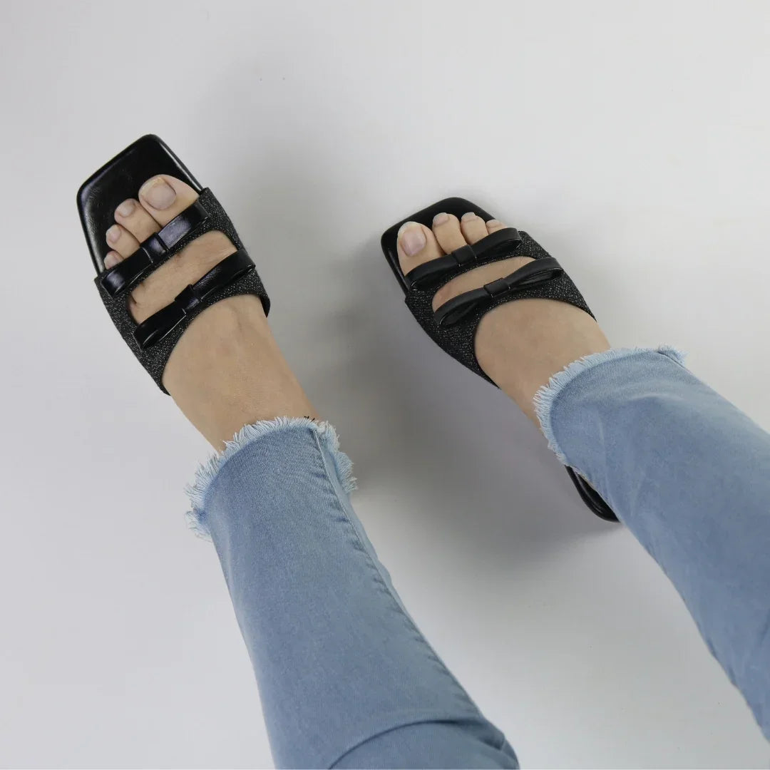 Black Dual Strap Slip-On-F009