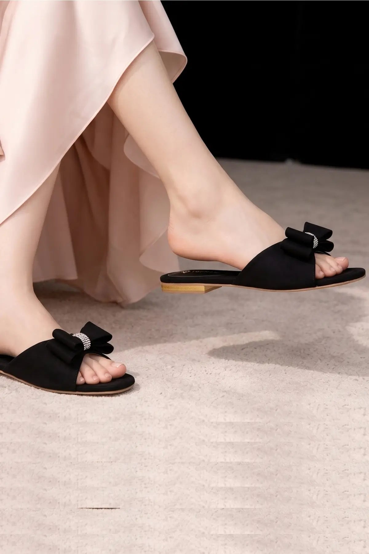 Luna Bow – Black