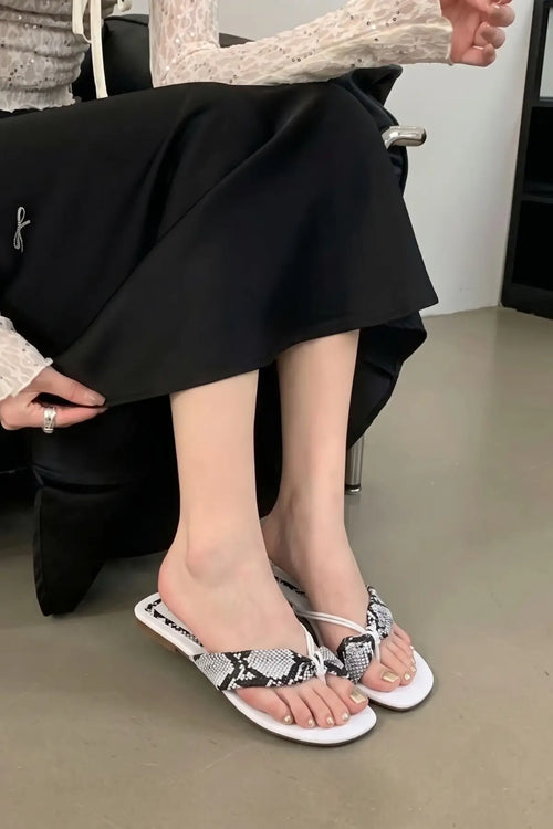 Serpina Knot Flats – White