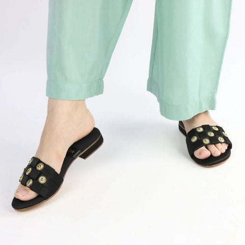 Black Grace Flats