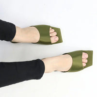 Green Elegance Flats